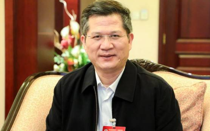 政协委员杨拴盈、杨江海：抓住黄金72小时 让65岁以上老人获得小分子抗病毒药物的早期治疗