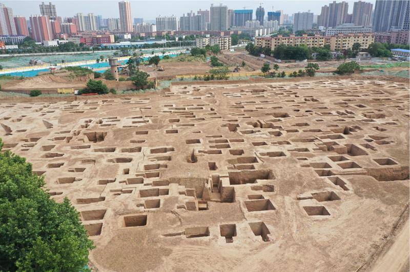 咸阳塔儿坡秦墓 发现战国晚期墓葬385座