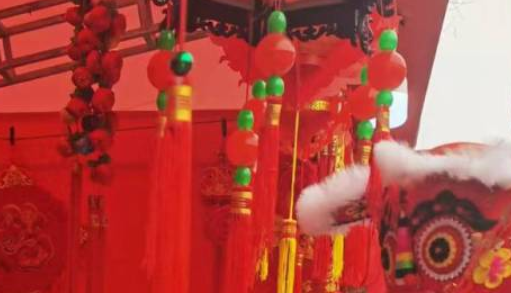 华商头条|新春走基层|西安：赶大集 看非遗 文化年货迎新春