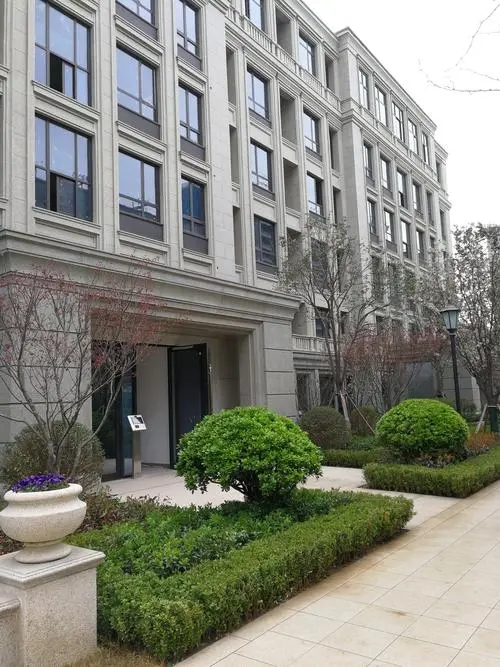 除物业费还有增值服务费 西安全运村甘棠苑小区业主不享受增值服务也得缴费否则无法收房