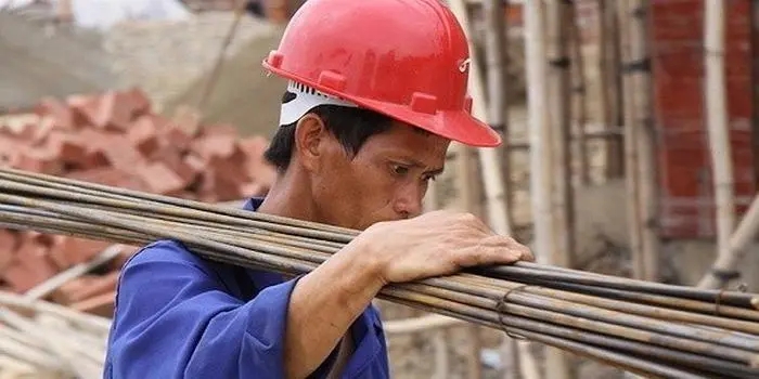 华商头条|两会声音|西安市人大代表陶锦翔：应给予大龄劳动者应有的劳动保障
