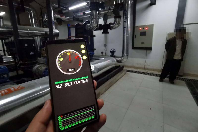 热交换站噪音让人无处躲藏 南长安街壹号小区业主有的搬离主卧有的戴上耳塞