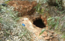 在榆林盗掘8座古墓获利15200元 8人获刑