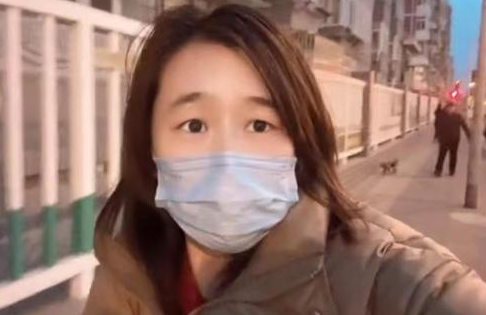 女子每天通勤5小时到北京上班：坚持了3年 月薪近4万