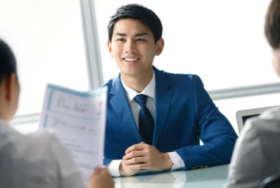 去年高校撤销专业925个 “绝版”学生何去何从？