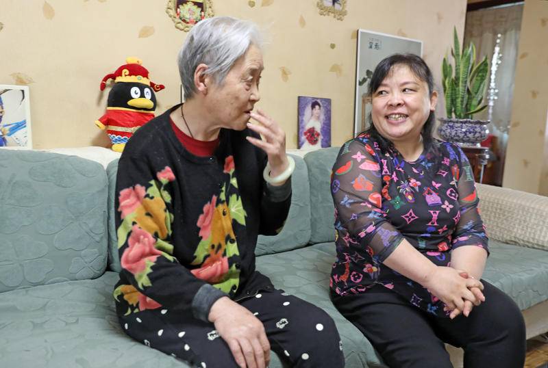 母亲节关注残疾人母亲：艰难让母爱的光芒愈亮 她们却道是寻常
