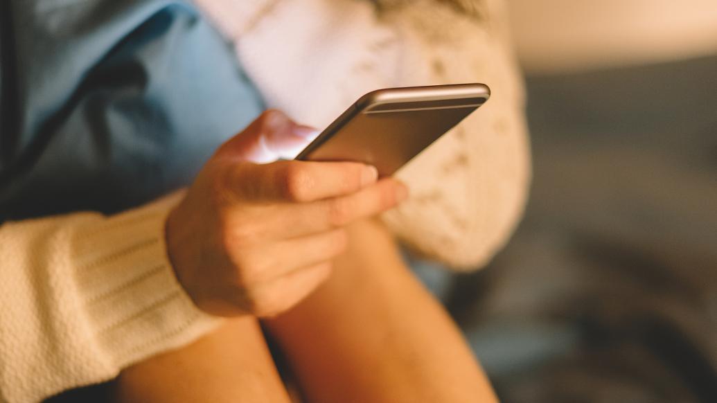 多地警方密集提醒家长检查孩子手机是否装有密聊软件