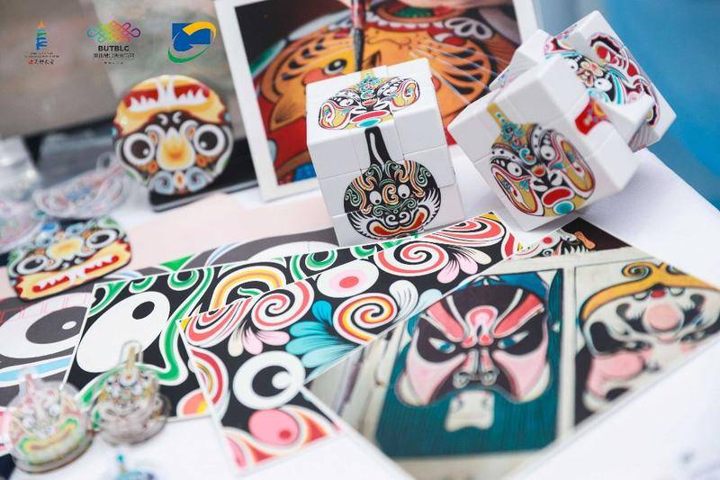 20余所高校参展1000余个作品长安大学城高校毕业成果联展开幕