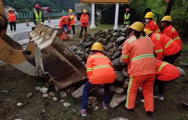 应对强降雨 陕西多条高速公路防汛保通形势严峻