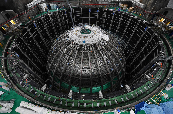 直击｜江门中微子实验探测器建设完成过半 预计明年建成运行