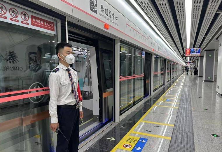 西北首条无人驾驶地铁16号线来了 想去打卡吗？