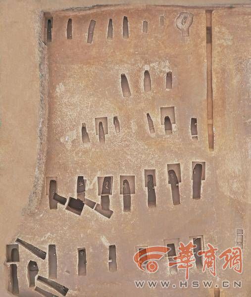 唐代宫人墓地北部墓葬排列.jpg