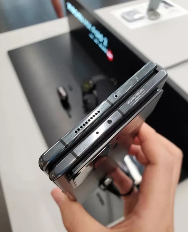 或下月发布！小米MIX Fold 3可折叠手机和Pad 6 Max平板曝光