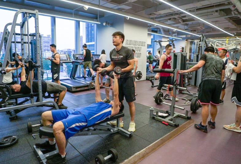 华商头条|健身时间“碎片化”、健身方式“个性化”......西安中青年健身锻炼有这些特点