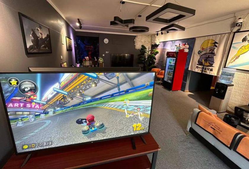 游戏体验馆开在住宅楼里 居民质疑：为什么能长期存在