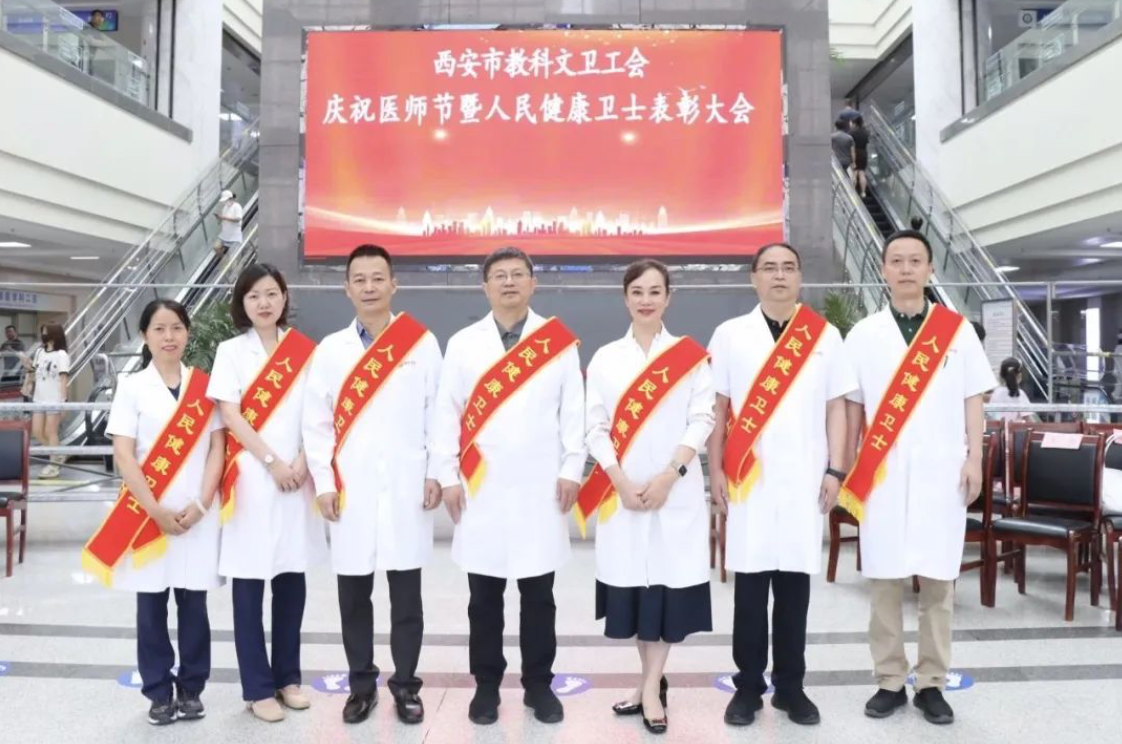 RUx5meAHLOJWQ7SX.png image.png