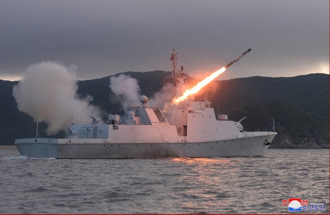 朝鲜新型隐身护卫舰高清照首次公开 配备战略巡航导弹