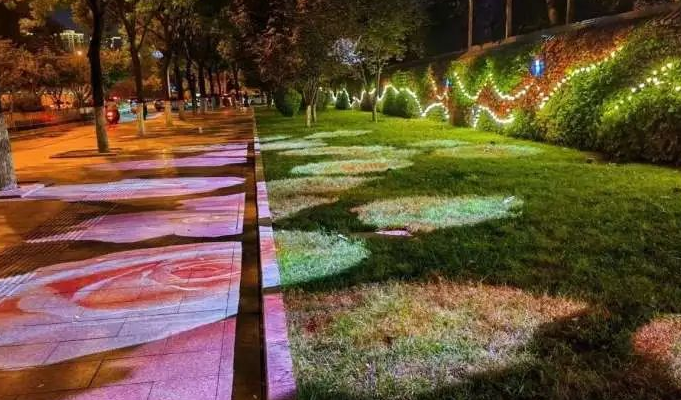 西安经开区鱼藻广场变样了 立体式景观点亮网红新地标