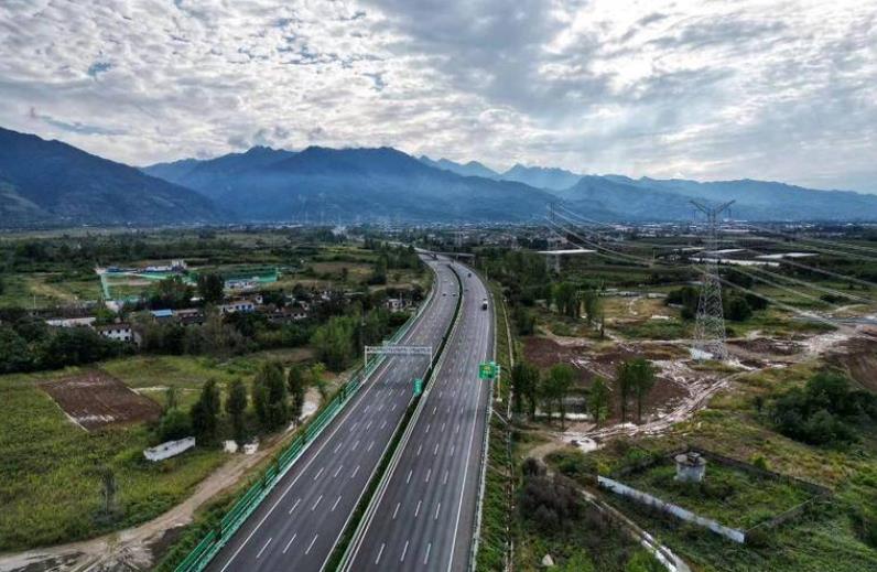 双向八车道！京昆高速公路蒲城至涝峪段改扩建项目正式通车