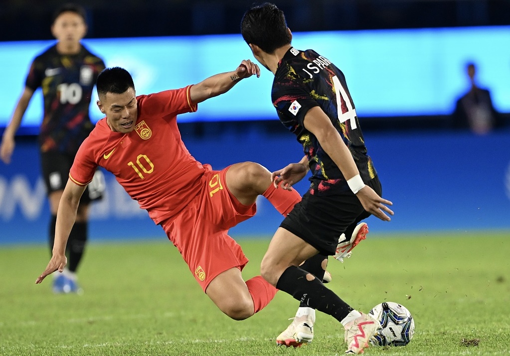 国足亚运队0-2韩国无缘半决赛 中国香港击败伊朗闯入四强