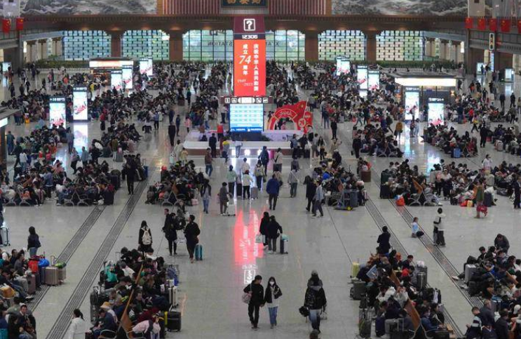 迎返程客流高峰 西安铁路局预计发送旅客68.4万人次